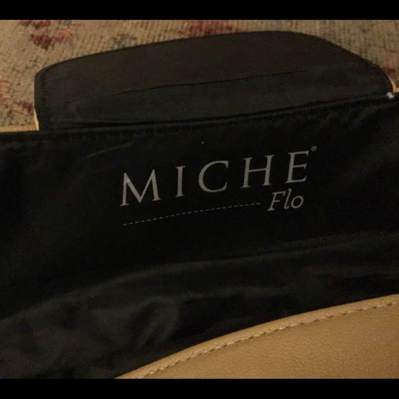 Purse - Picture 4 of 5